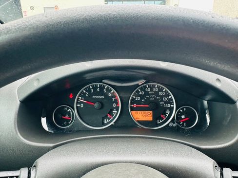 Used 2012 Nissan Pathfinder S RWD image 25