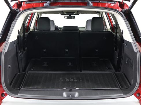 Used 2024 Nissan Pathfinder Platinum w/ Cargo Package AWD/4WD image 25