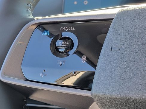 New 2025 Nissan Murano SL AWD/4WD image 36