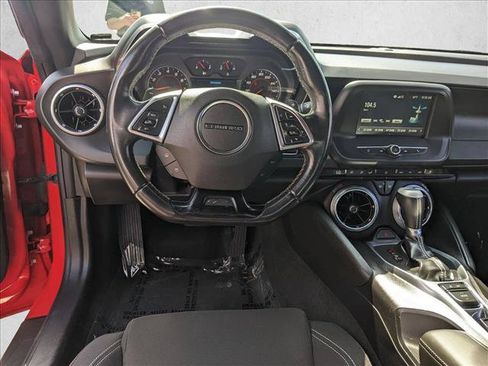 Used 2017 Chevrolet Camaro LT RWD image 16