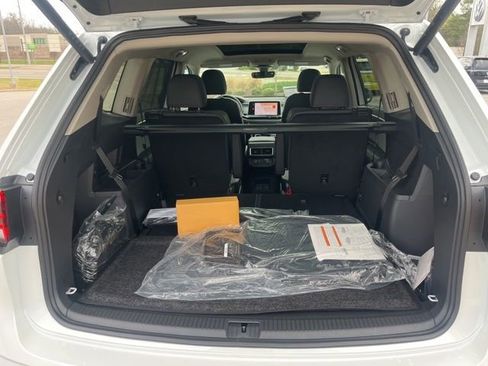 New 2026 Volkswagen Atlas Peak Edition AWD/4WD image 28