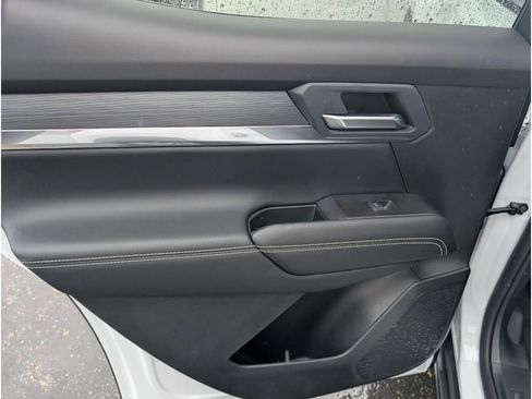 New 2026 GMC Terrain Elevation image 11