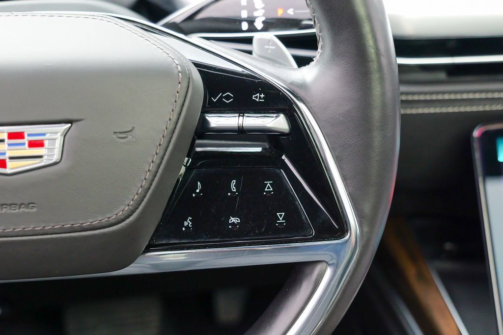 Used 2025 Cadillac Escalade ESV Sport Platinum AWD/4WD image 47