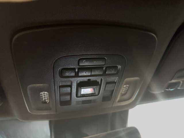Used 2020 Toyota Avalon Limited w/ Advanced Safety Package FWD image 38