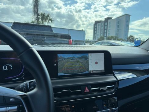 Used 2025 Kia Seltos S image 25