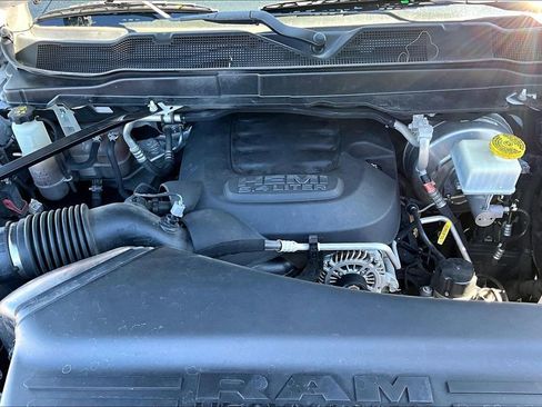 Used 2022 RAM 2500 Big Horn image 29