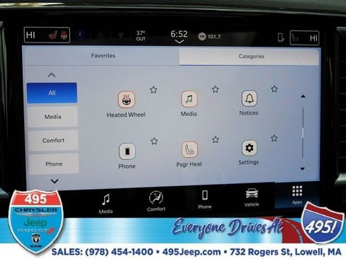 New 2026 Chrysler Pacifica Select image 25