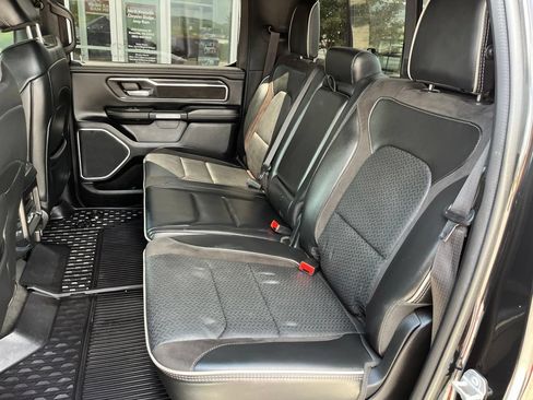 Used 2023 RAM 1500 Laramie AWD/4WD image 17