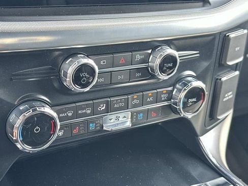 New 2025 Ford F150 Lariat w/ Equipment Group 501A Mid image 32