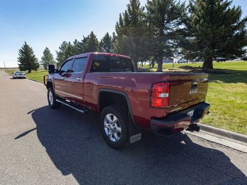 Used 2018 GMC Sierra 2500 Denali AWD/4WD image 7
