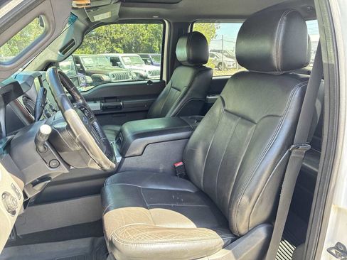 Used 2015 Ford F250 Lariat w/ Lariat Ultimate Package AWD/4WD image 12