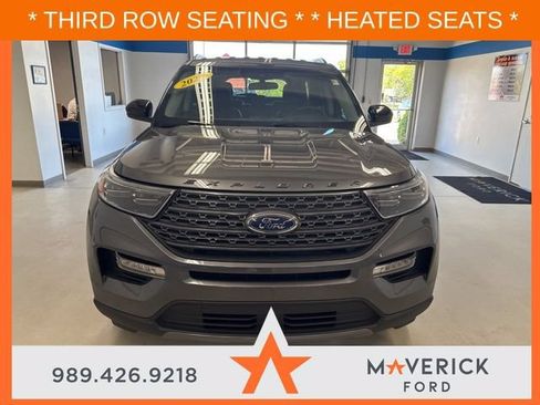 Used 2024 Ford Explorer XLT w/ Equipment Group 202A AWD/4WD image 2