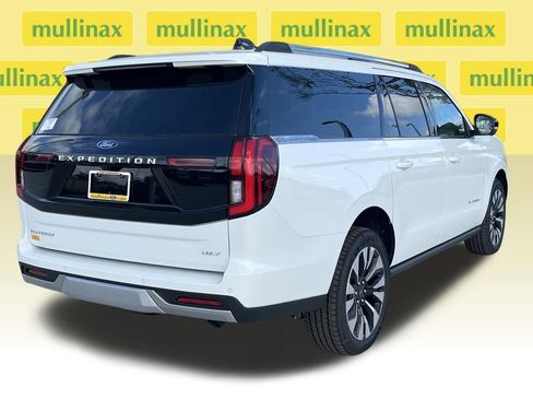 New 2026 Ford Expedition Max Platinum w/ Driver's Package image 4