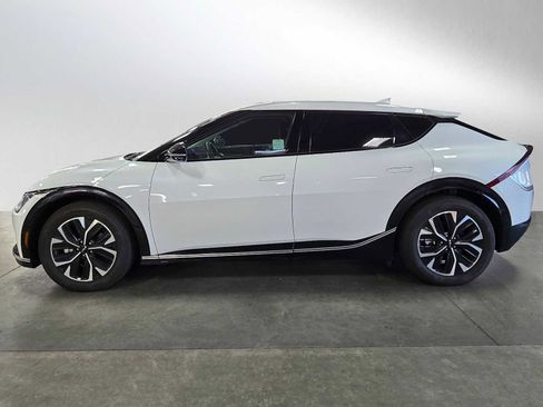 Used 2024 Kia EV6 Wind image 6