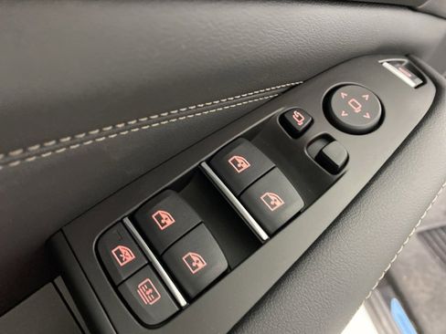 New 2026 BMW X7 xDrive40i w/ Executive Package image 7