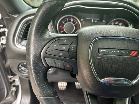 Used 2016 Dodge Challenger R/T RWD image 25