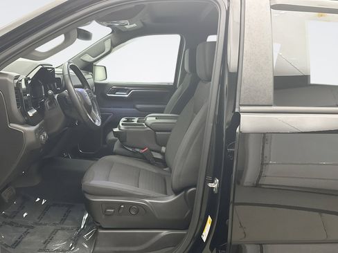 Used 2022 Chevrolet Silverado 1500 RST w/ Z71 Off-Road Package image 11