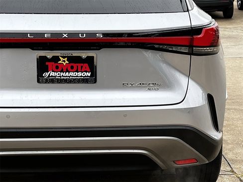 Used 2024 Lexus RX 450h AWD w/ Luxury Package image 6