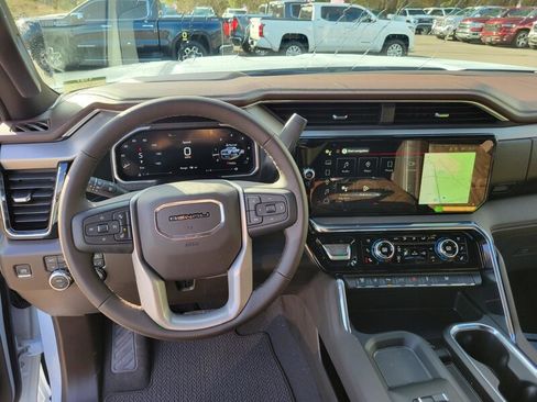 New 2026 GMC Sierra 3500 Denali w/ Denali Reserve Package image 8