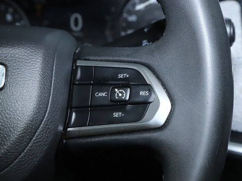 Used 2024 Jeep Compass Latitude AWD/4WD image 23