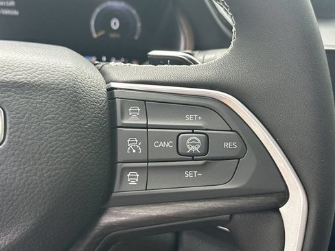 New 2026 Jeep Grand Cherokee L Limited AWD/4WD image 24