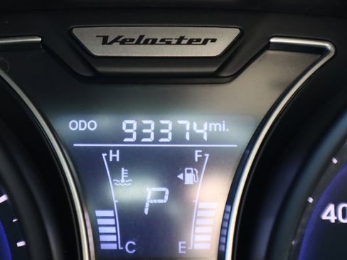 Used 2013 Hyundai Veloster Turbo FWD image 18