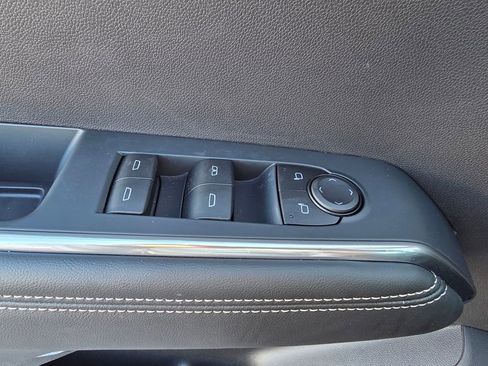 New 2026 GMC Acadia Elevation image 13