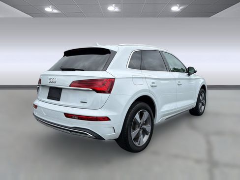 Used 2023 Audi Q5 2.0T Premium w/ Convenience Package AWD/4WD image 9