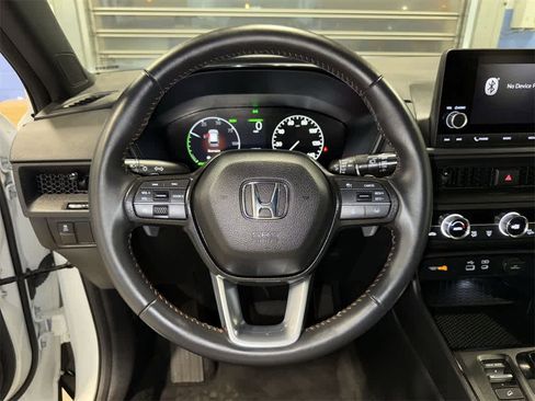 Used 2025 Honda CR-V Sport image 18