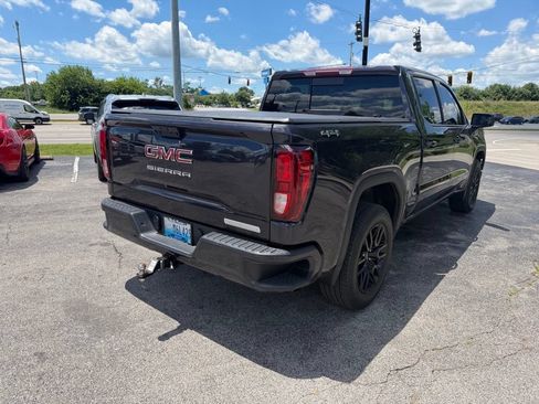 Used 2025 GMC Sierra 1500 Elevation AWD/4WD image 3