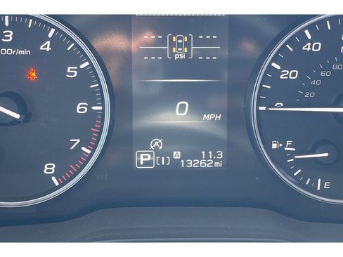 Used 2024 Subaru Crosstrek 2.0i Premium image 39