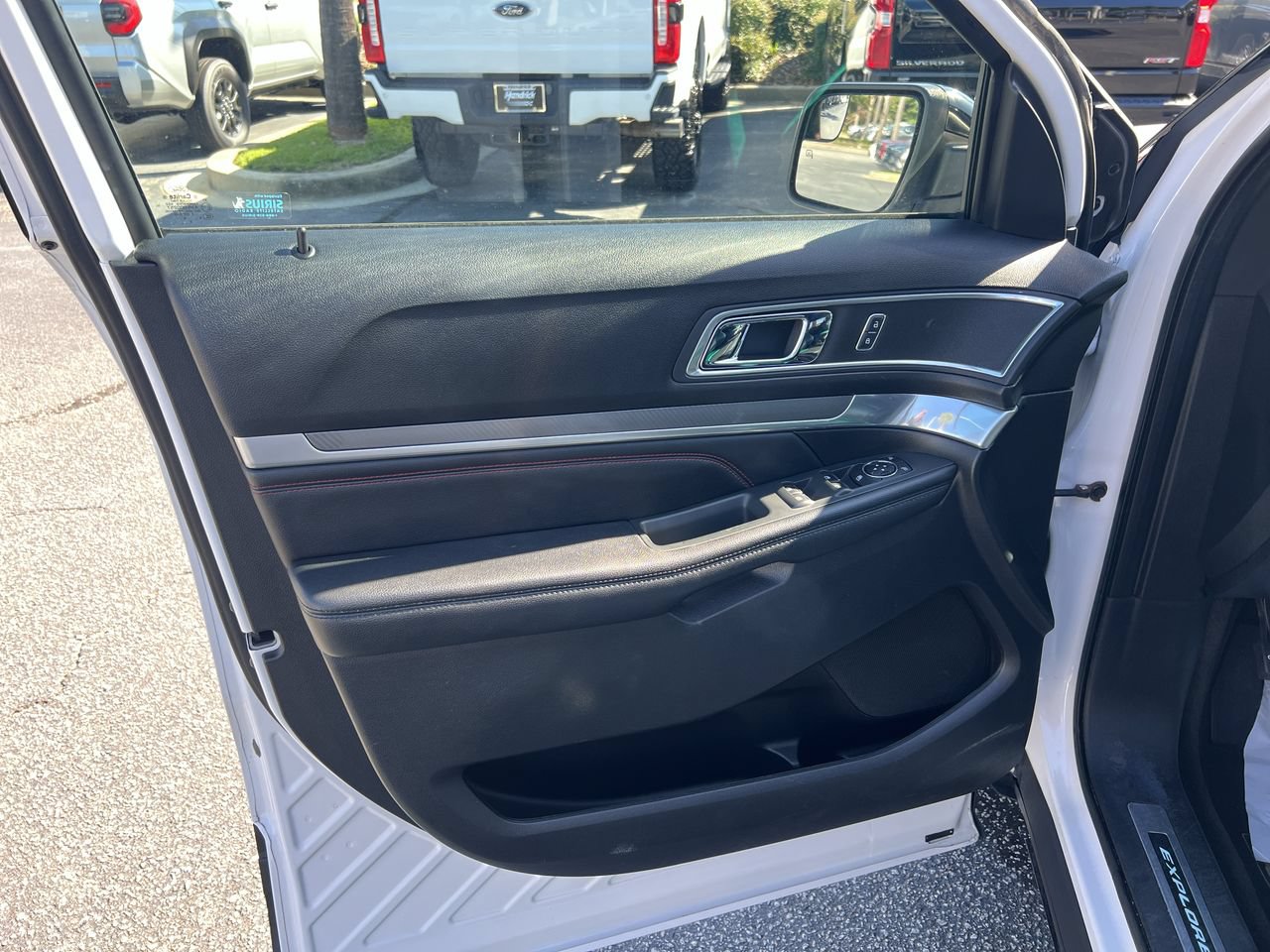 Used 2016 Ford Explorer Sport AWD/4WD image 14