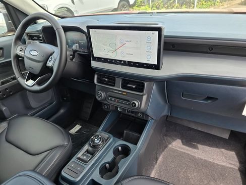 New 2026 Ford Maverick Lariat w/ Black Appearance Package AWD/4WD image 10