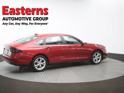 Used 2023 Honda Accord LX image 40