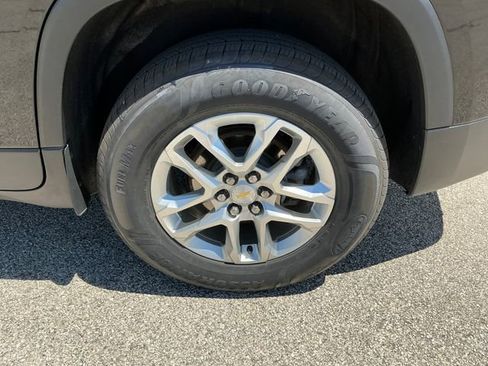 Used 2020 Chevrolet Traverse LT AWD/4WD image 27