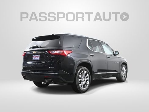 Used 2018 Chevrolet Traverse Premier image 8