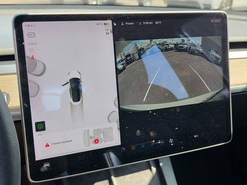 Used 2021 Tesla Model 3 Standard Range image 39