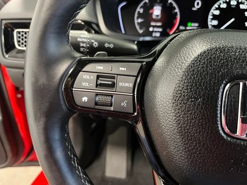 Used 2025 Honda Civic Sport image 25