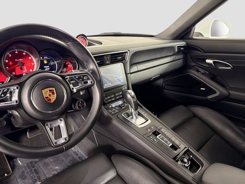 Used 2019 Porsche 911 Turbo AWD/4WD image 23