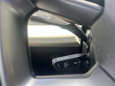Used 2025 Audi Q6 e-tron Premium w/ Convenience Package RWD image 24