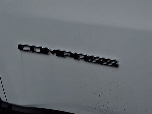 New 2026 Jeep Compass Limited image 20