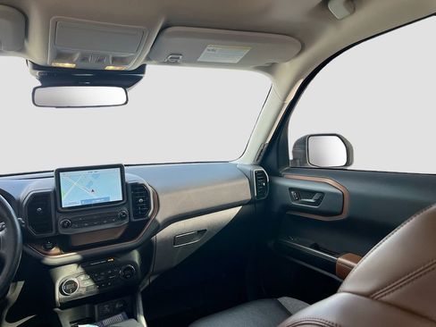 Used 2021 Ford Bronco Sport Outer Banks w/ Outer Banks Package image 25