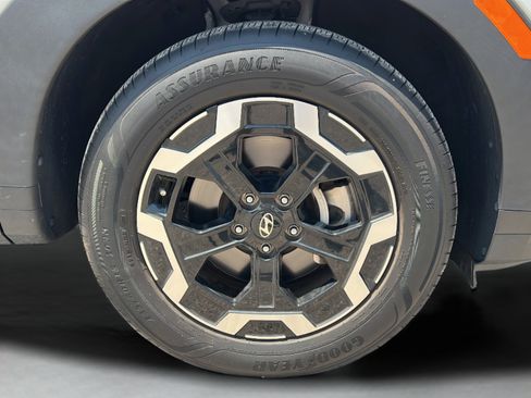 Certified 2024 Hyundai Santa Fe SE FWD image 23