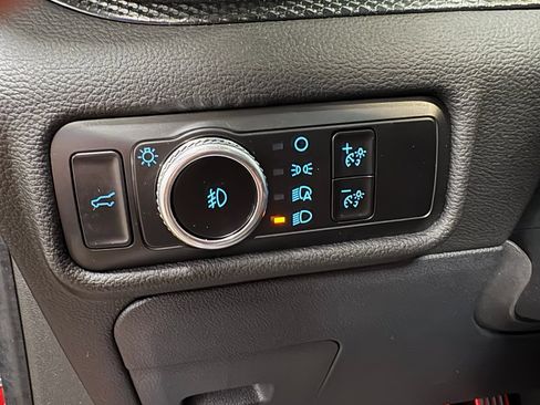 Used 2023 Ford Explorer ST w/ Equipment Group 401A AWD/4WD image 16