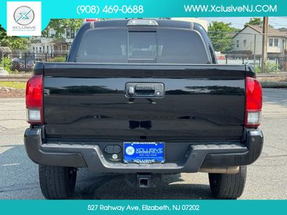 Used 2019 Toyota Tacoma TRD Sport w/ Technology Package