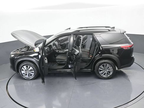 Used 2025 Nissan Pathfinder SV FWD image 69