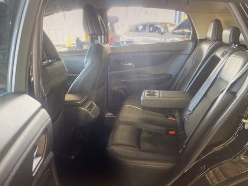 Used 2024 Nissan Ariya FWD image 12