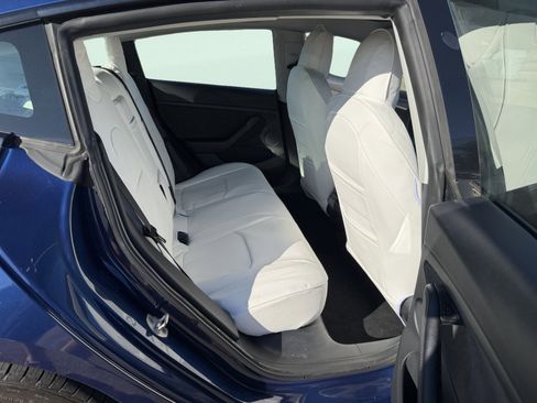 Used 2022 Tesla Model 3 Standard Range image 24