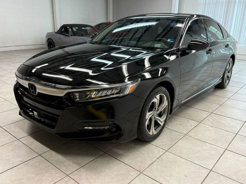 Used 2018 Honda Accord EX image 3