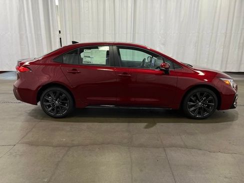 New 2026 Toyota Corolla SE w/ SE Package FWD image 2